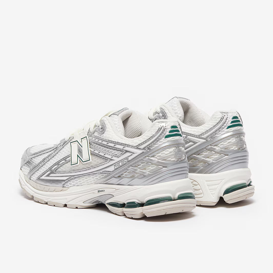 New Balance 1906R – White / Silver