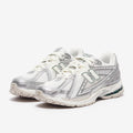 New Balance 1906R – White / Silver